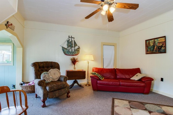 Captain's Cottage Main image